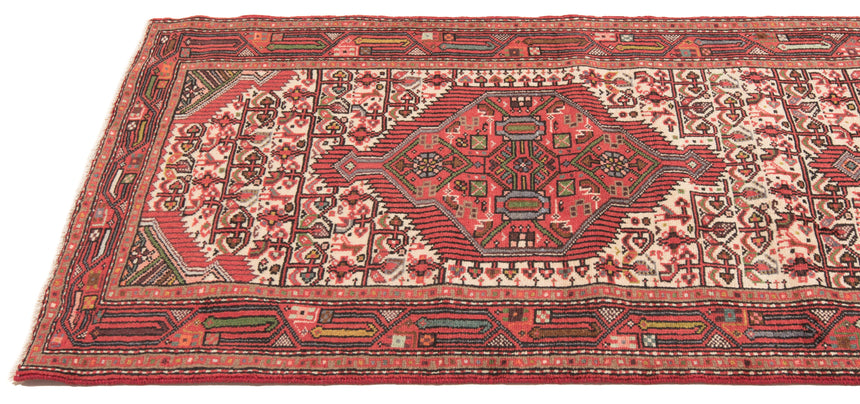 Hamedan Persian Rug | 298 x 83 cm
