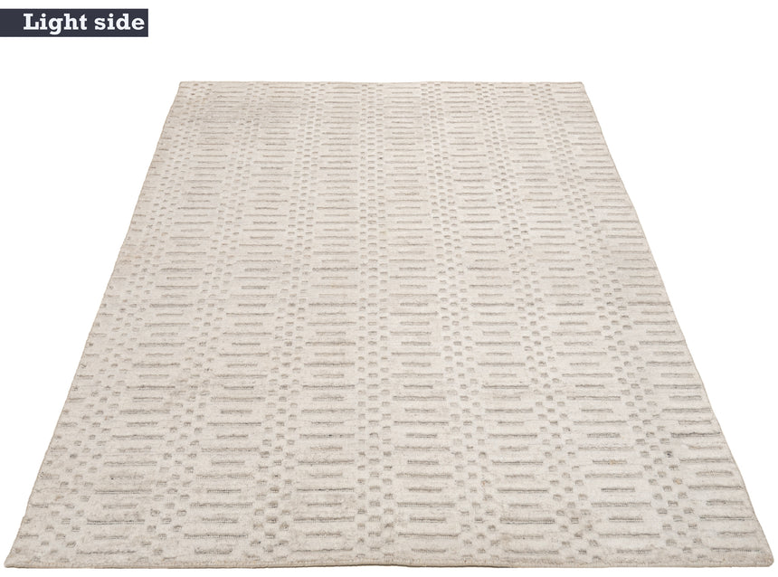 Handloom | 179 x 122 cm