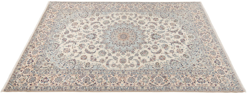 Nain 9la Persian Rug | 345 x 240 cm