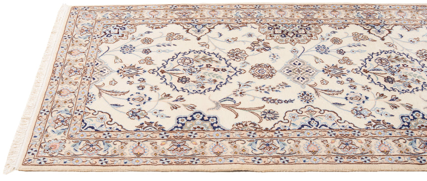 Nain 9La Persian Rug | 286 x 98 cm
