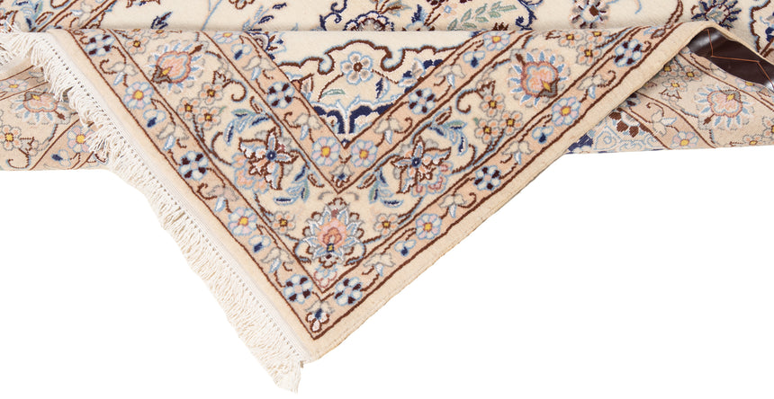 Nain 9La Persian Rug | 286 x 98 cm