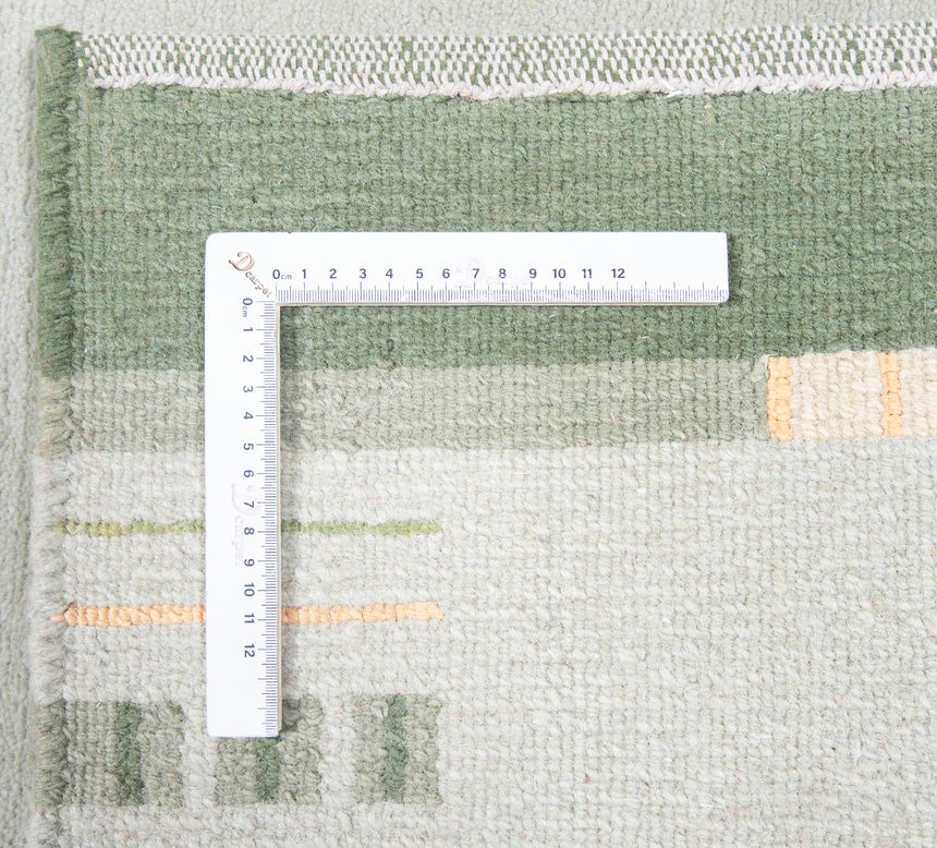 Nepalese Rug | 181 x 121 cm