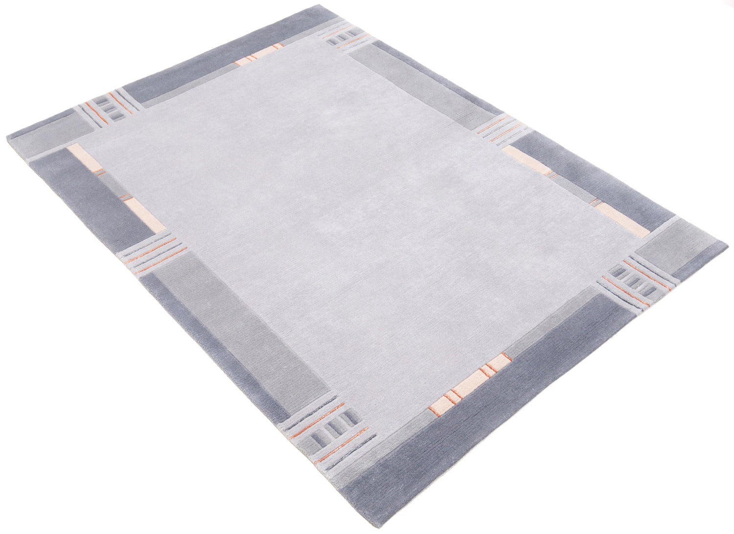 Nepalese Rug | 182 x 122 cm