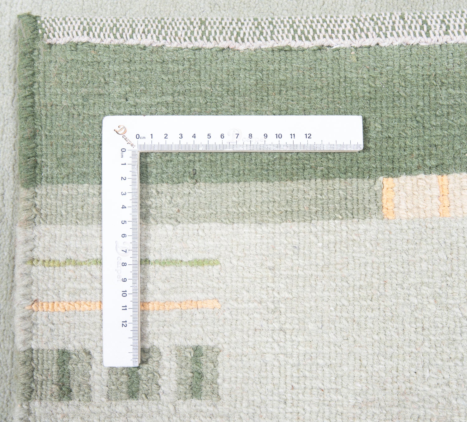 Nepalese Rug | 182 x 122 cm