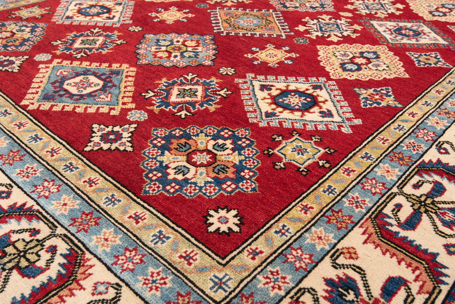 Kazak Rug | 291 x 197 cm