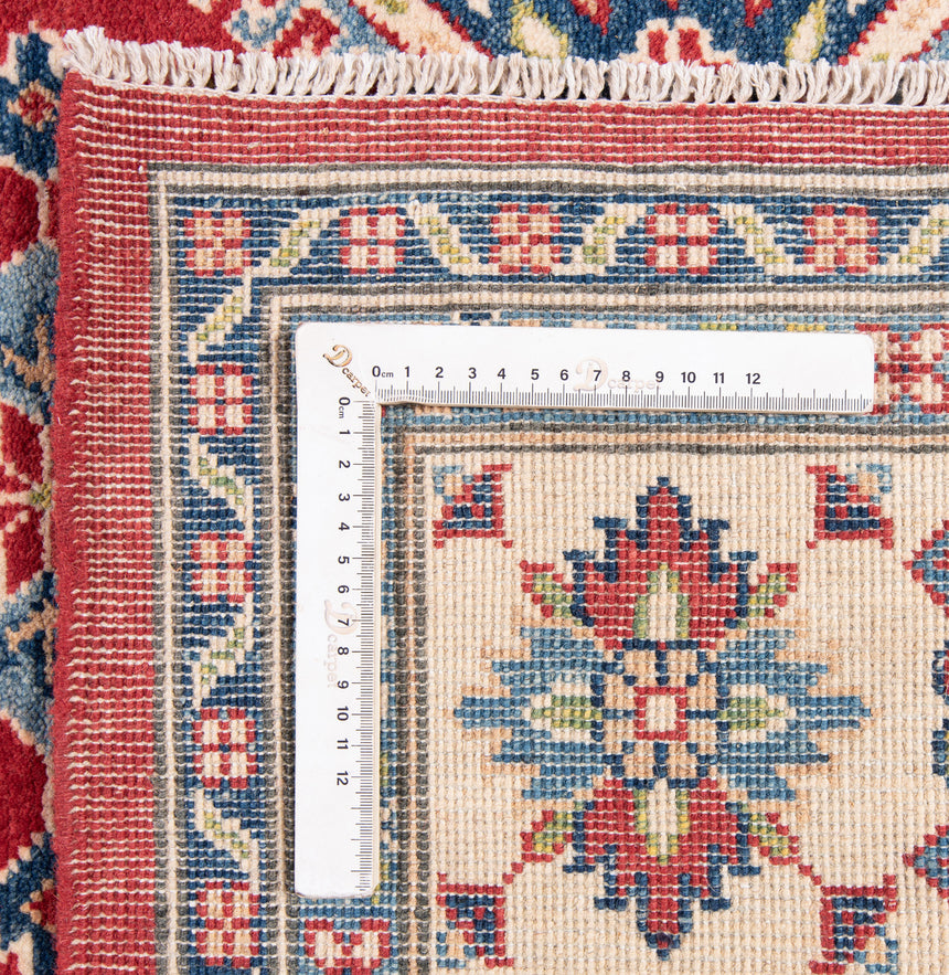 Kazak rug | 302 x 200 cm