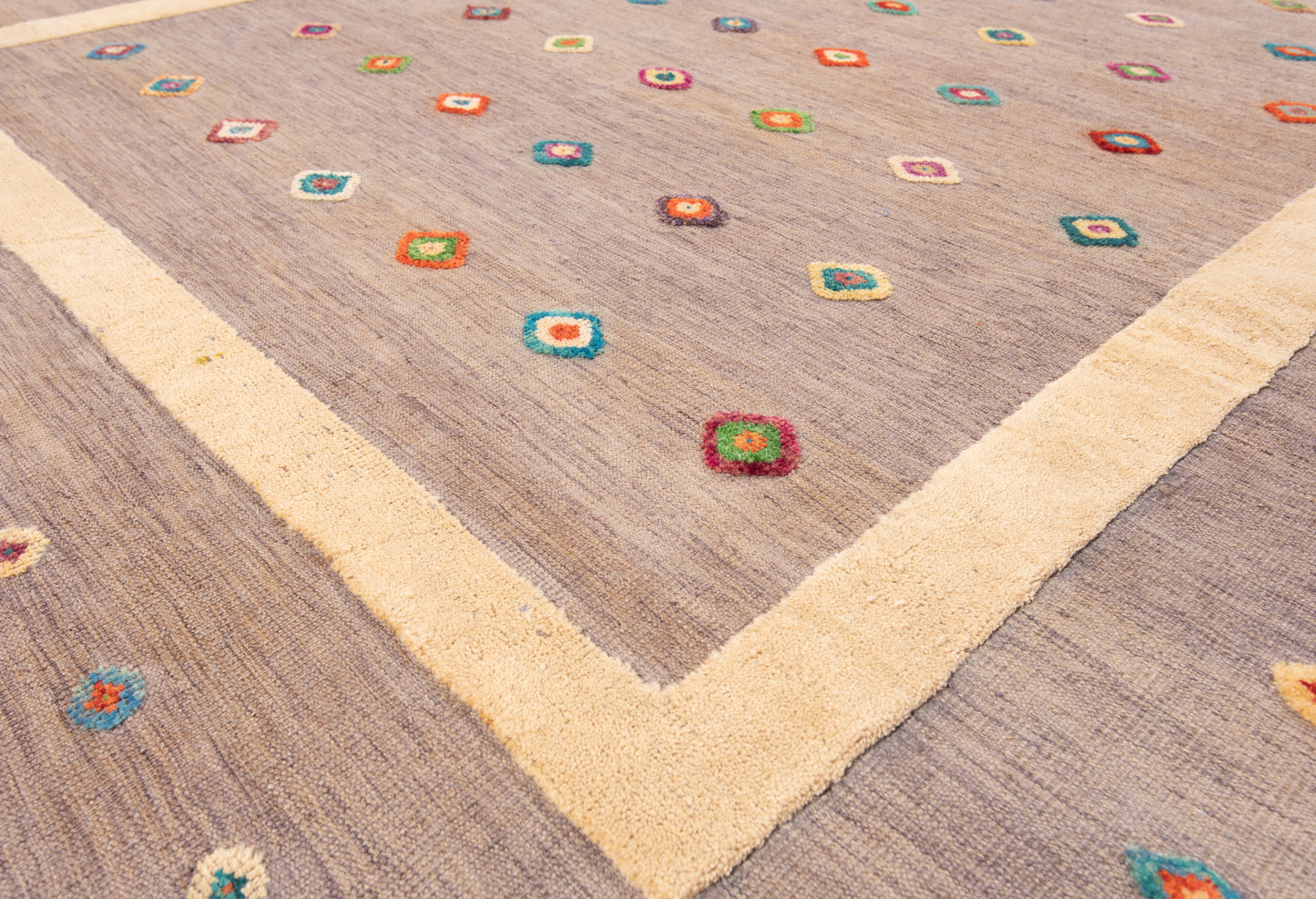 Alivio Kilim | 359 x 252 cm