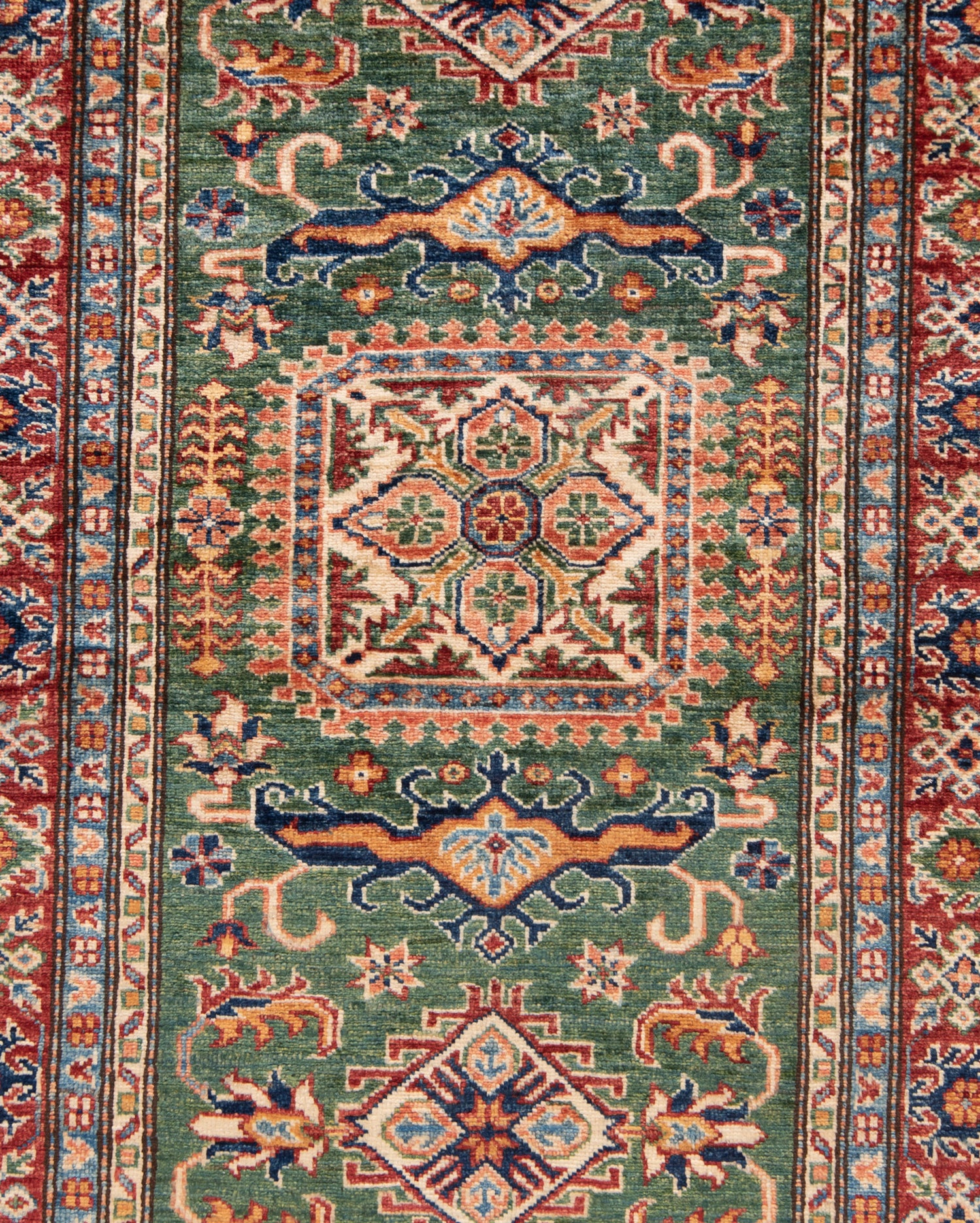 Kazak rug | 156 x 103 cm