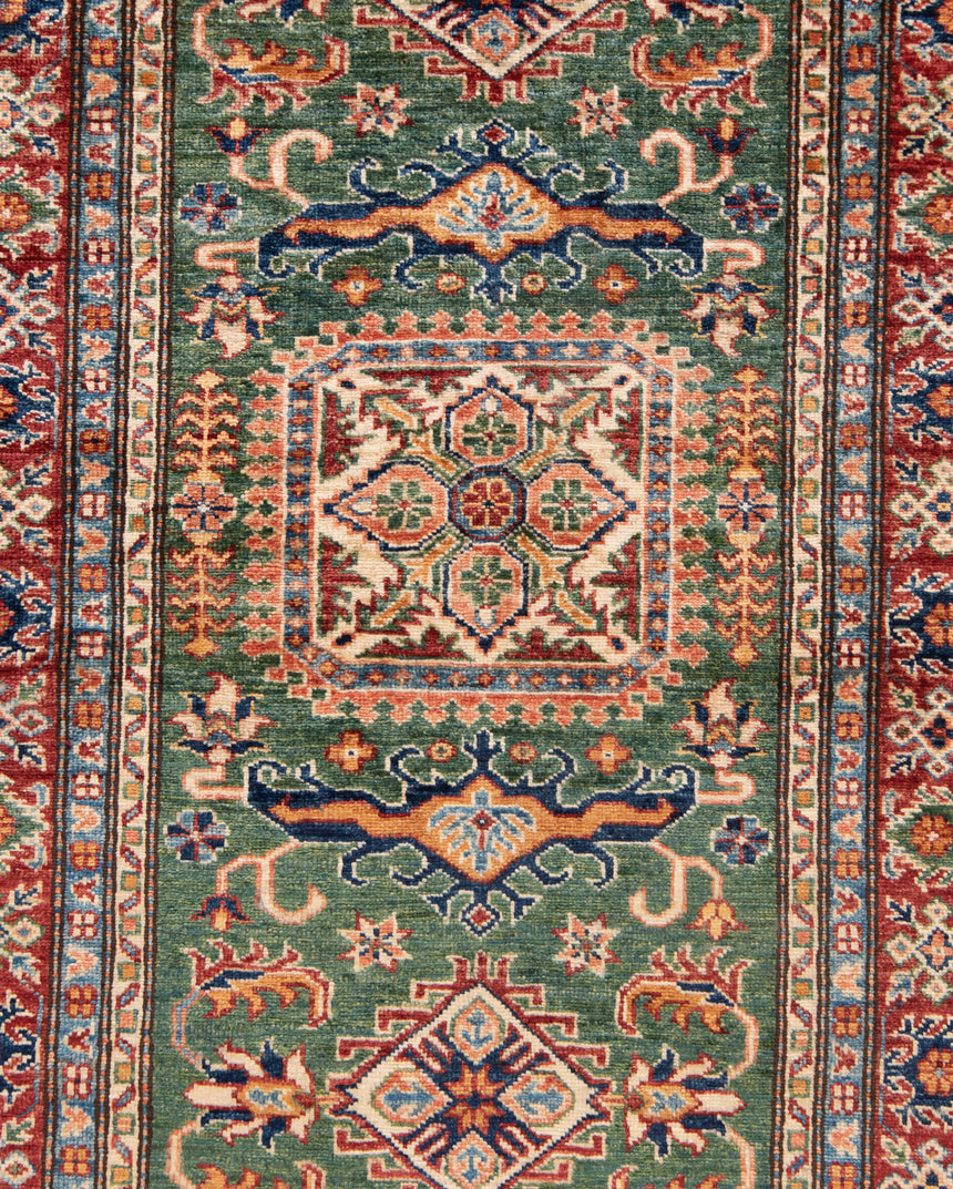 Kazak rug | 156 x 103 cm