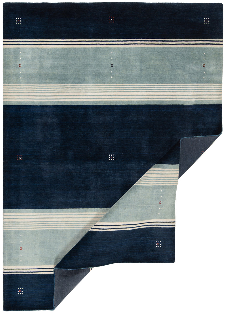 Handloom Rug | 245x175cm
