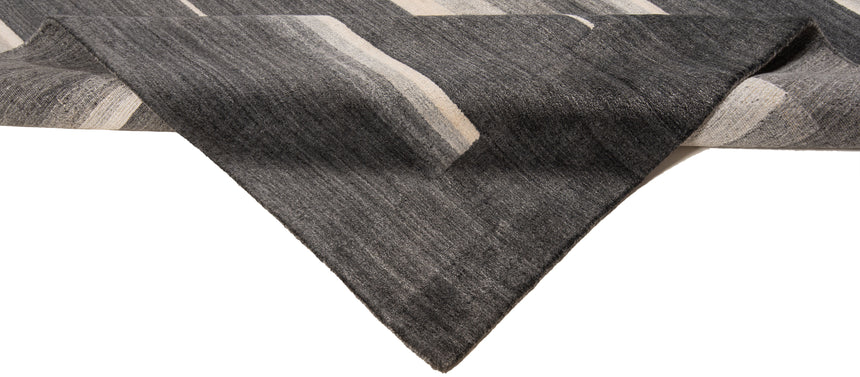 Handloom Rug | 241 x 171cm