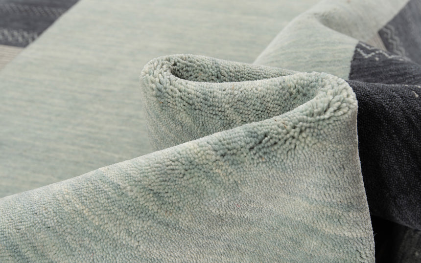 Handloom Rug | 240x170cm