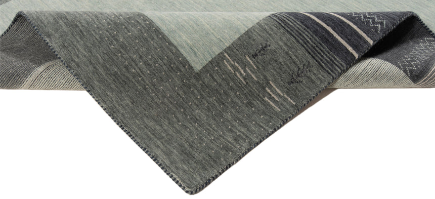 Handloom Rug | 240x170cm