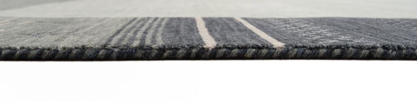 Handloom Rug | 240x170cm