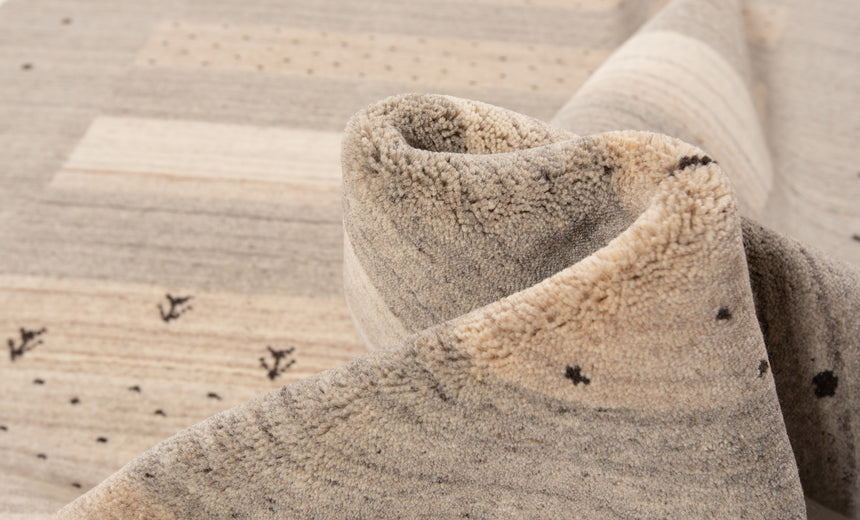 Handloom Rug | 203 x 139cm