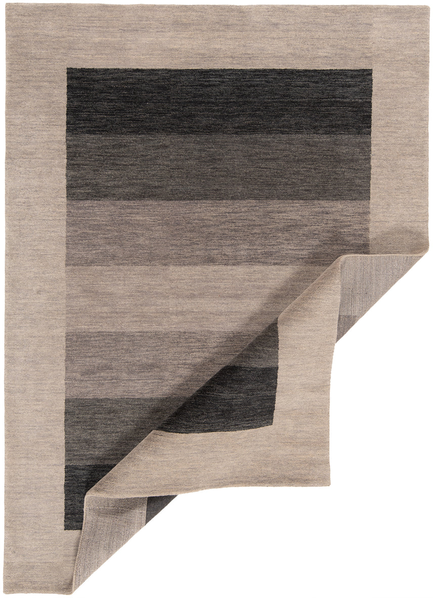 Handloom Rug | 240x170cm