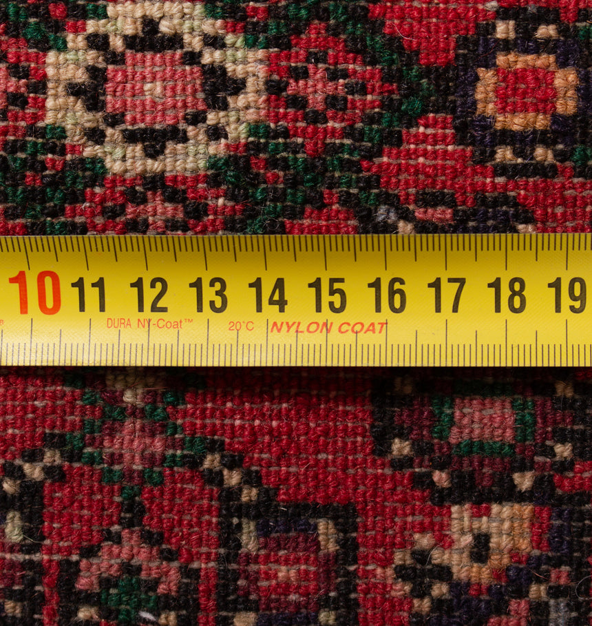 Hamedan Persian Rug | 959 x 67 cm