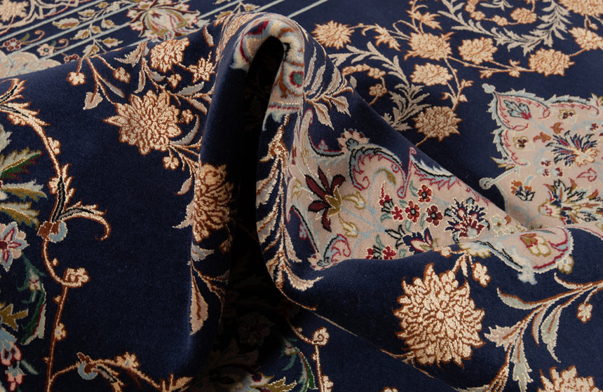 Isfahan Persian Rug | 309 x 205 cm