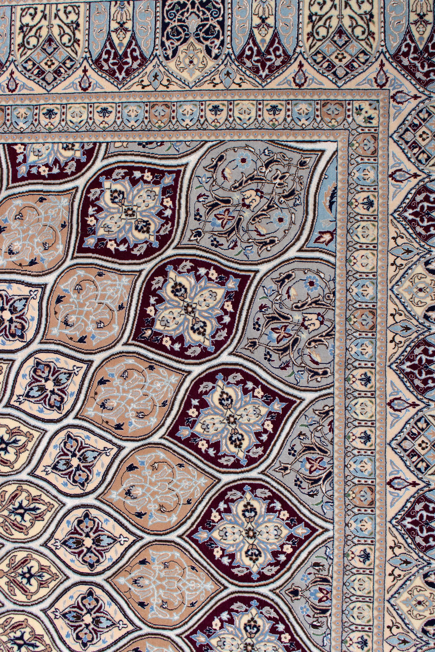 Nain 6La Persian Rug | 347 x 253 cm