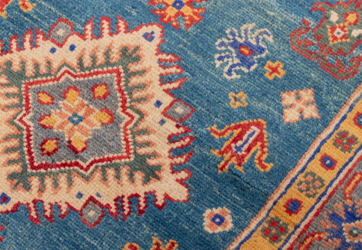 Kazak rug | 127 x 82 cm