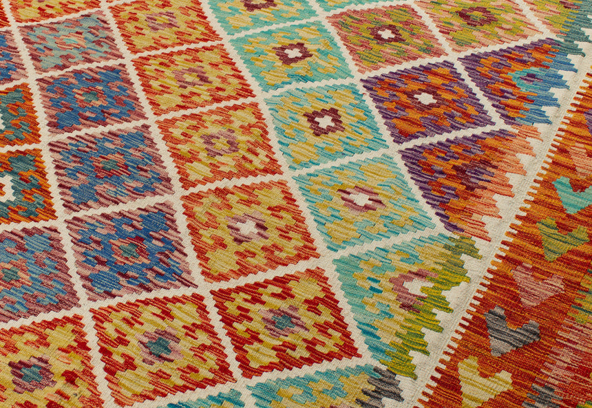 Afghan Kilim | 408 x 298 cm