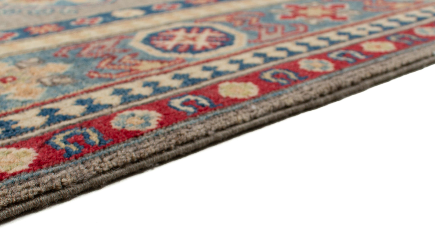 Kazak rug | 233 x 168 cm