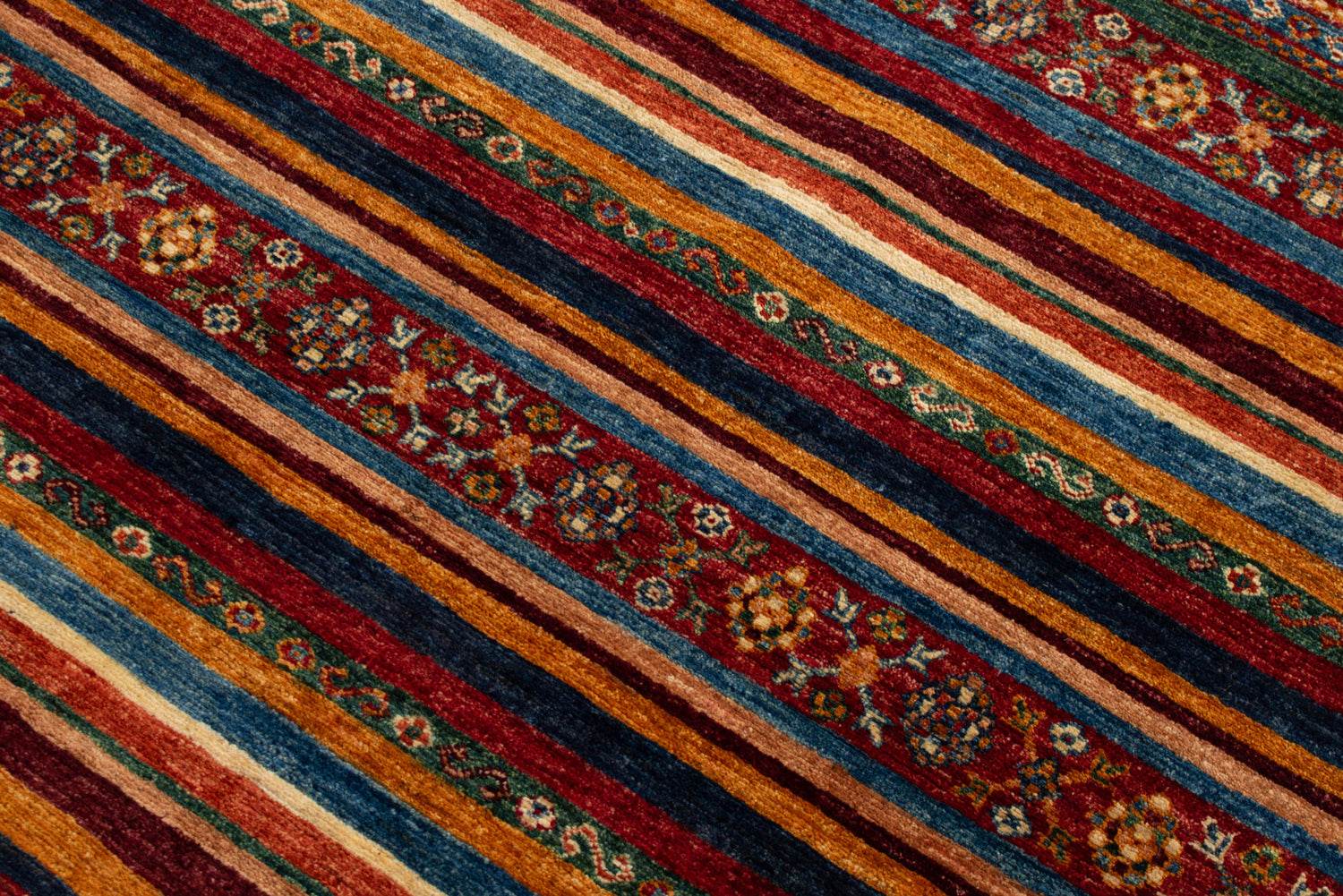 Premium Kazak Rug | 178 x 117 cm