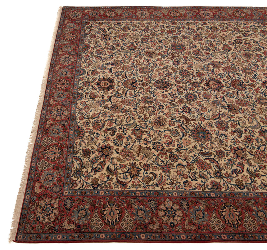 Antique Persian Isfahan Rug, 80 Years Old | 527 x 368 cm