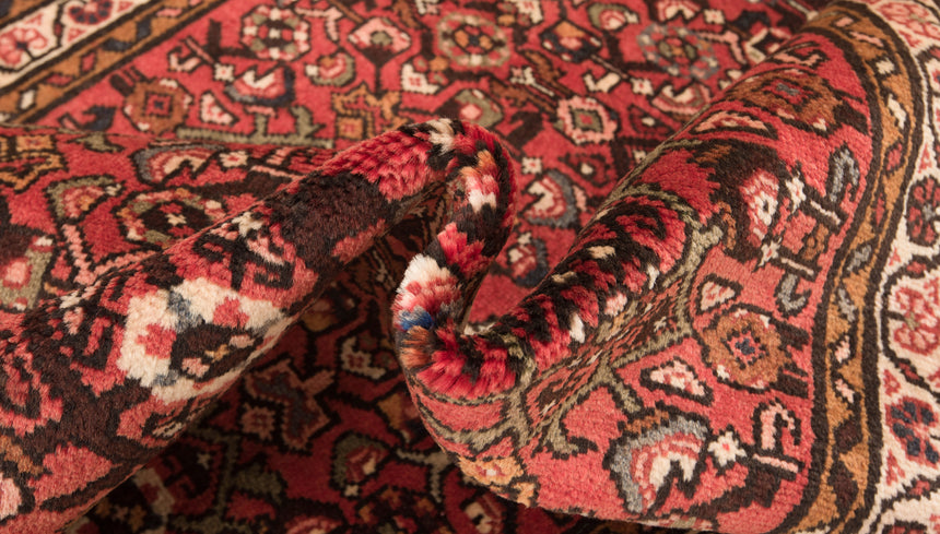 Hamedan Persian Rug | 171 x 111 cm