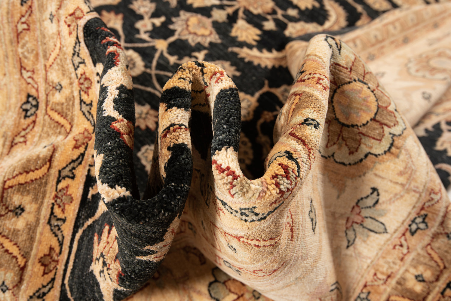 Ziegler Farahan Rug | 412 x 302 cm