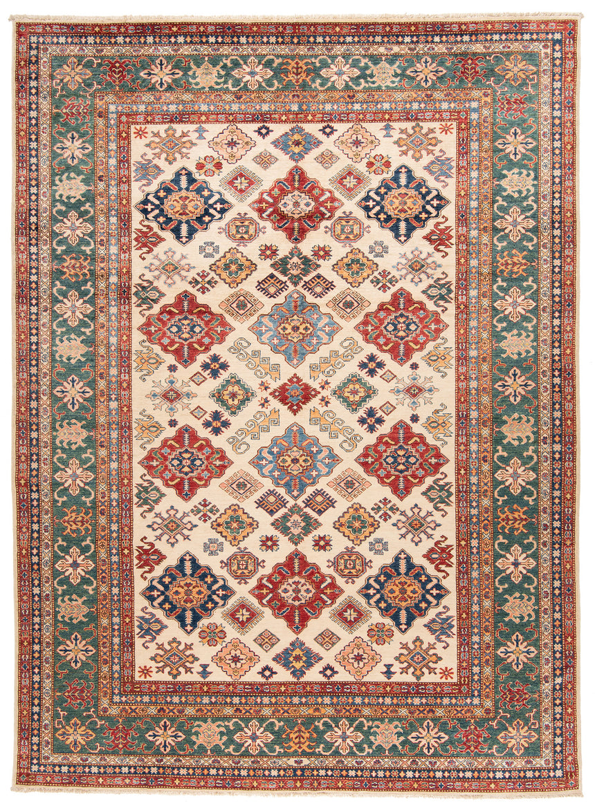 Kazak rug | 366 x 270 cm