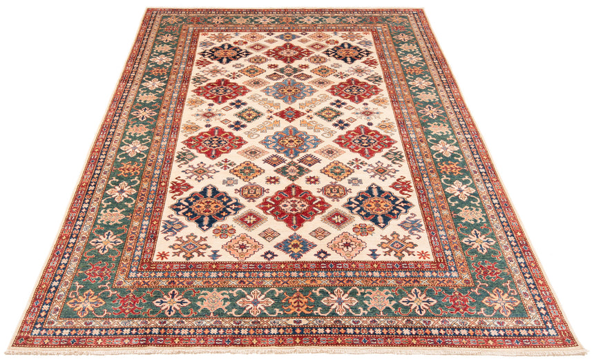 Kazak rug | 366 x 270 cm