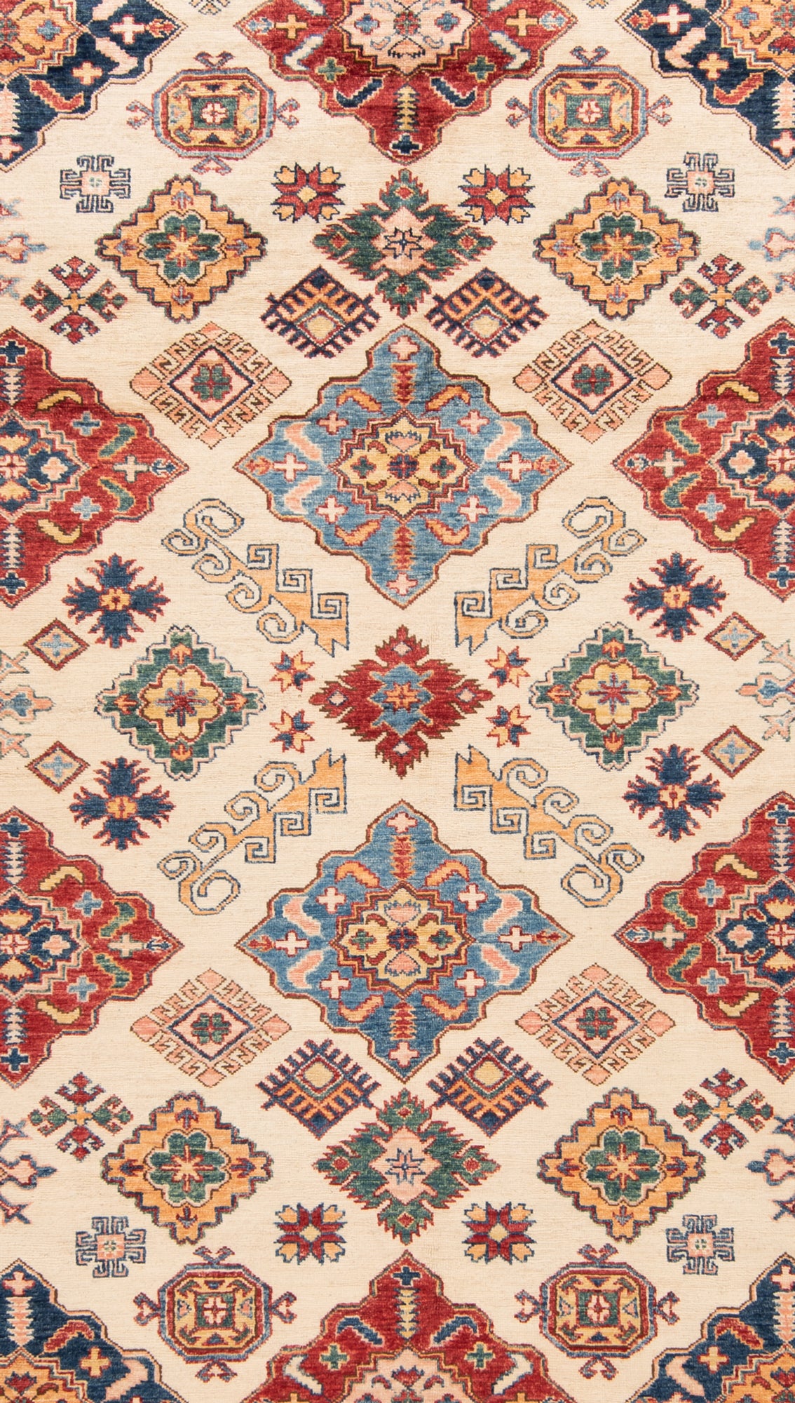 Kazak rug | 366 x 270 cm