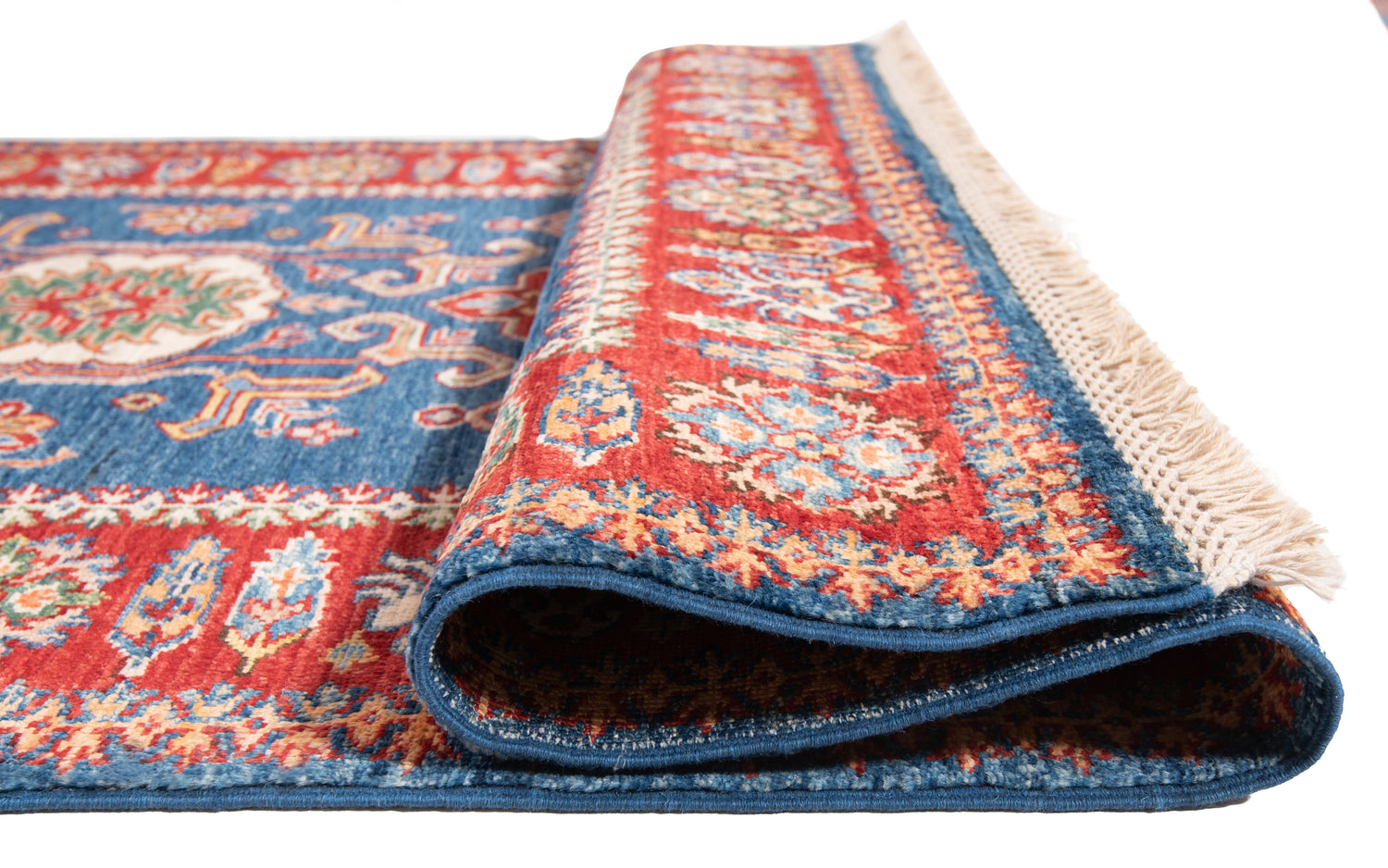 Kazak rug | 154 x 100 cm