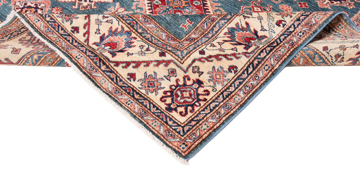 Kazak rug | 251 x 175 cm