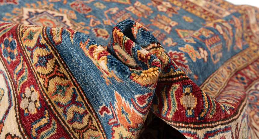 Kazak rug | 174 x 182 cm