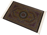 Alfombra persa de seda pura Qom | 89 x 57 cm
