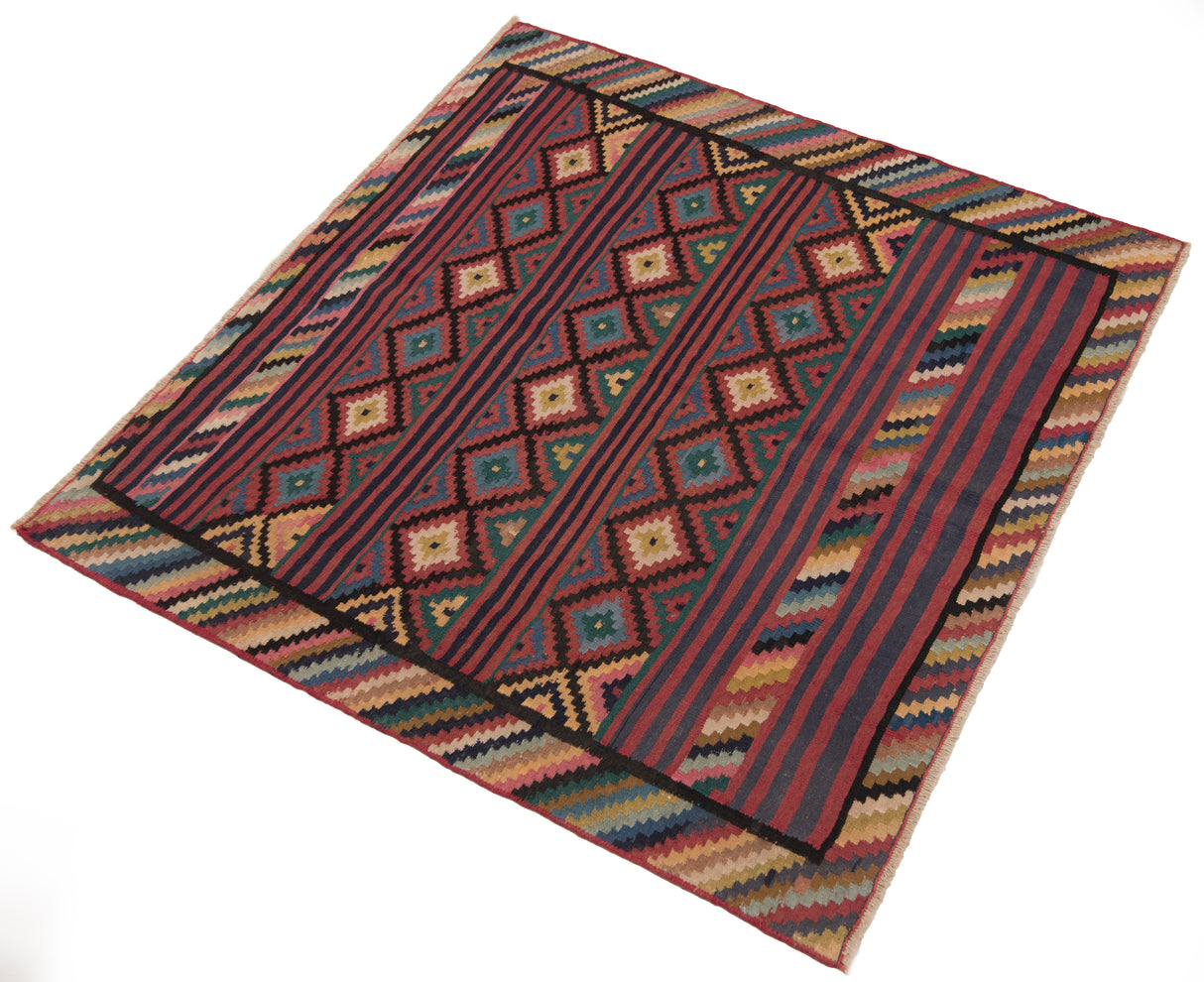 Kilim persa | 132 x 136 cm