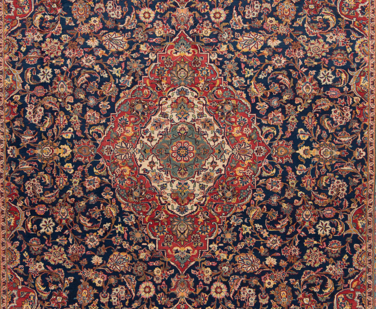 Kashan Persian Rug | 398 x 298 cm