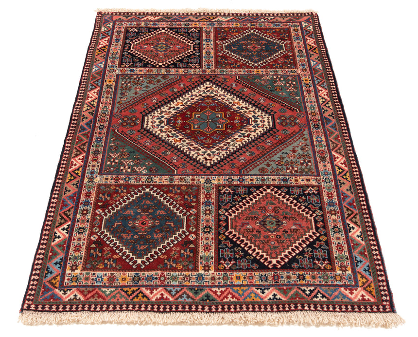 Yalameh Persian Rug | 158 x 109 cm