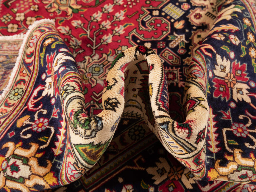 Tabriz Persian Rug | 305 x 203 cm