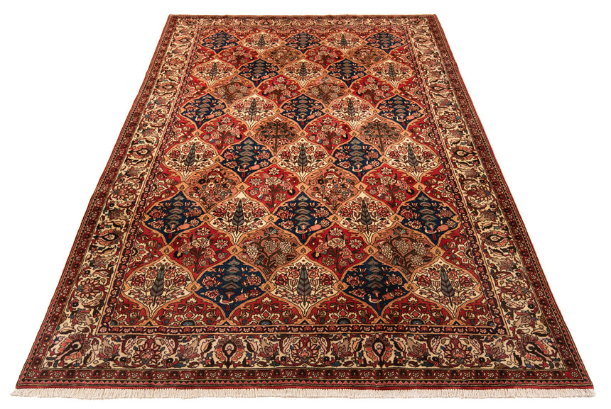 Bakhtiar Persian Rug | 313 x 205 cm