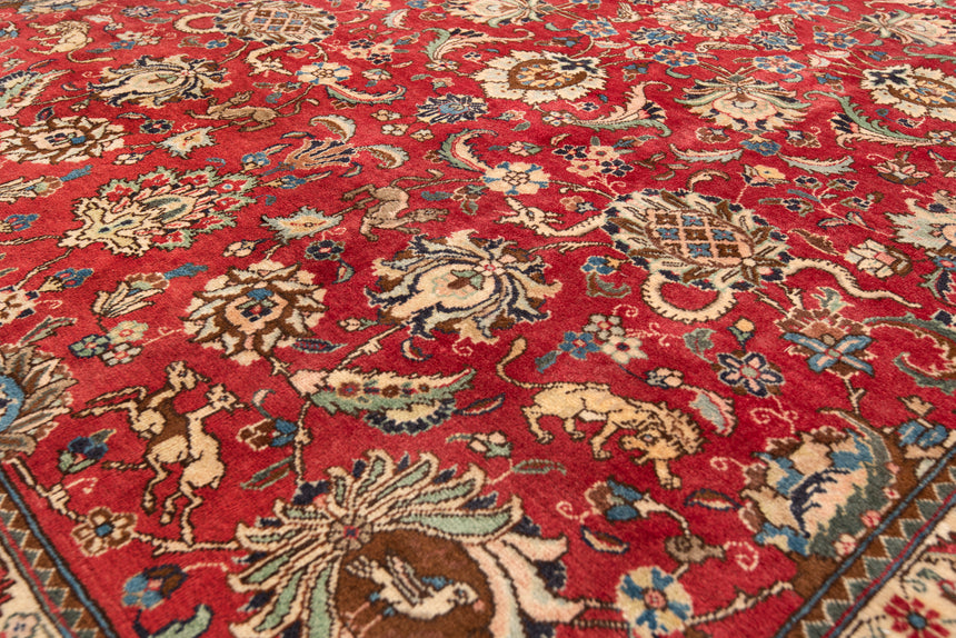 Tabriz Persian Rug | 323 x 217 cm