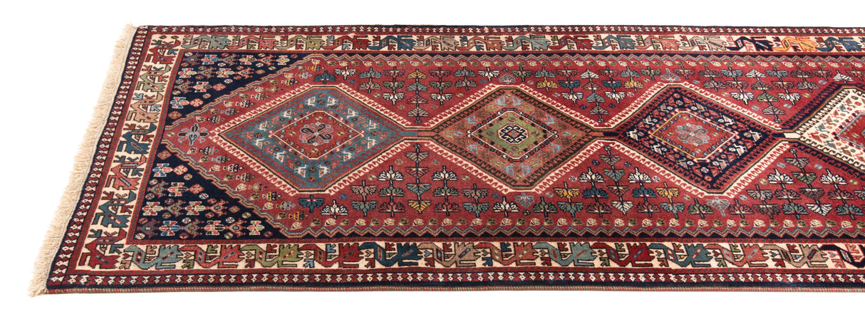 Yalameh Persian Rug | 319 x 82 cm