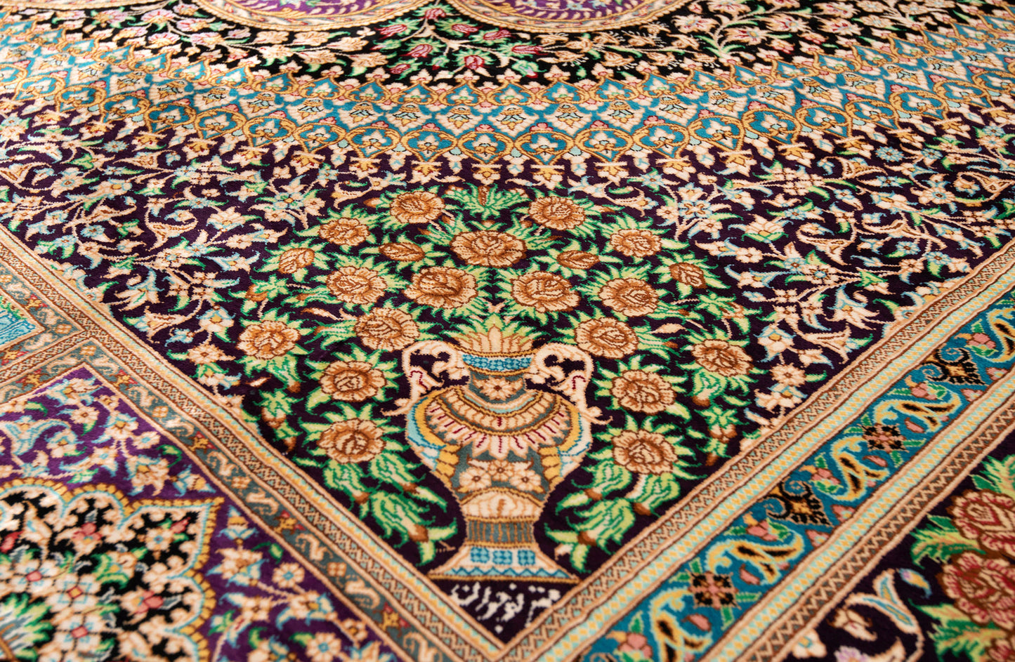 Alfombra persa de seda Qom  | 347 x 249 cm