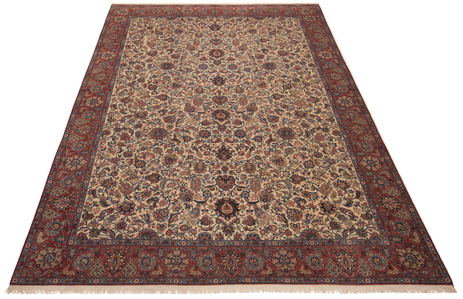 Antique Persian Isfahan Rug, 80 Years Old | 527 x 368 cm 