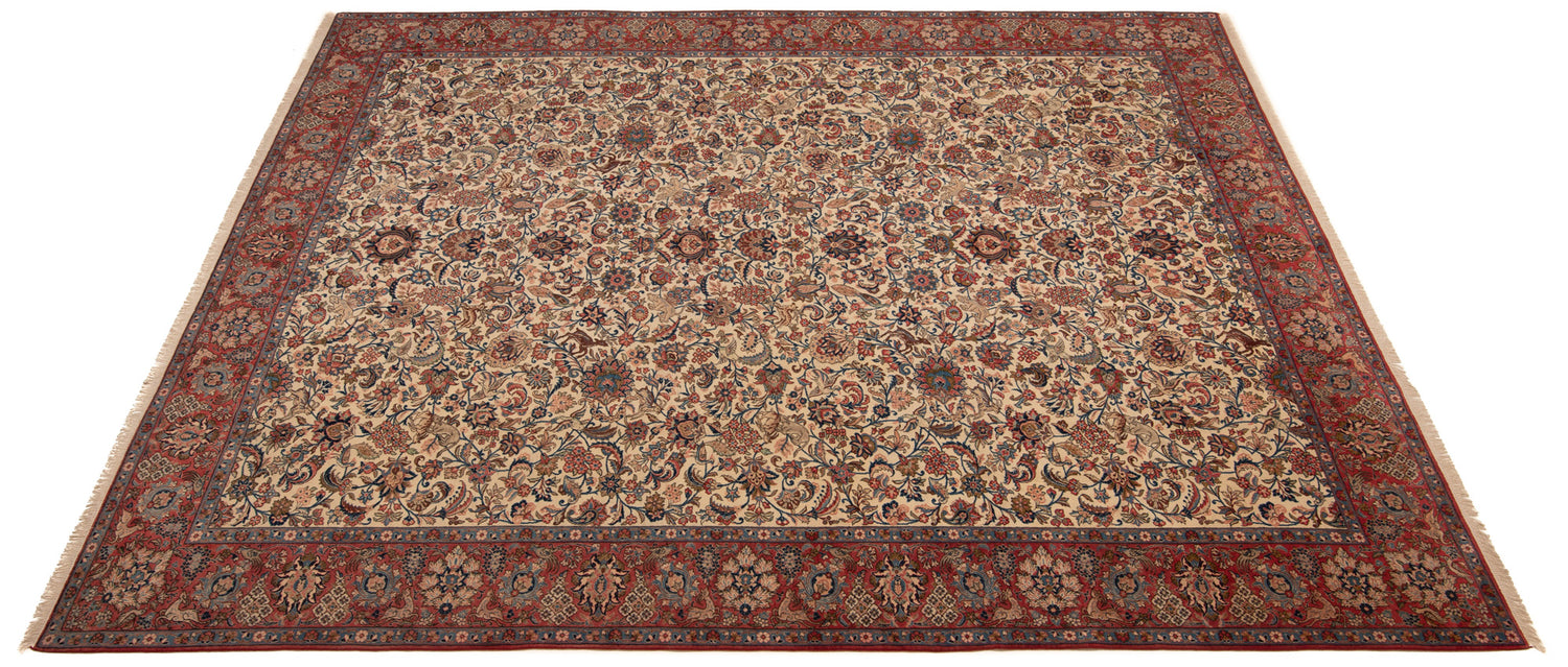 Antique Persian Isfahan Rug, 80 Years Old | 527 x 368 cm 
