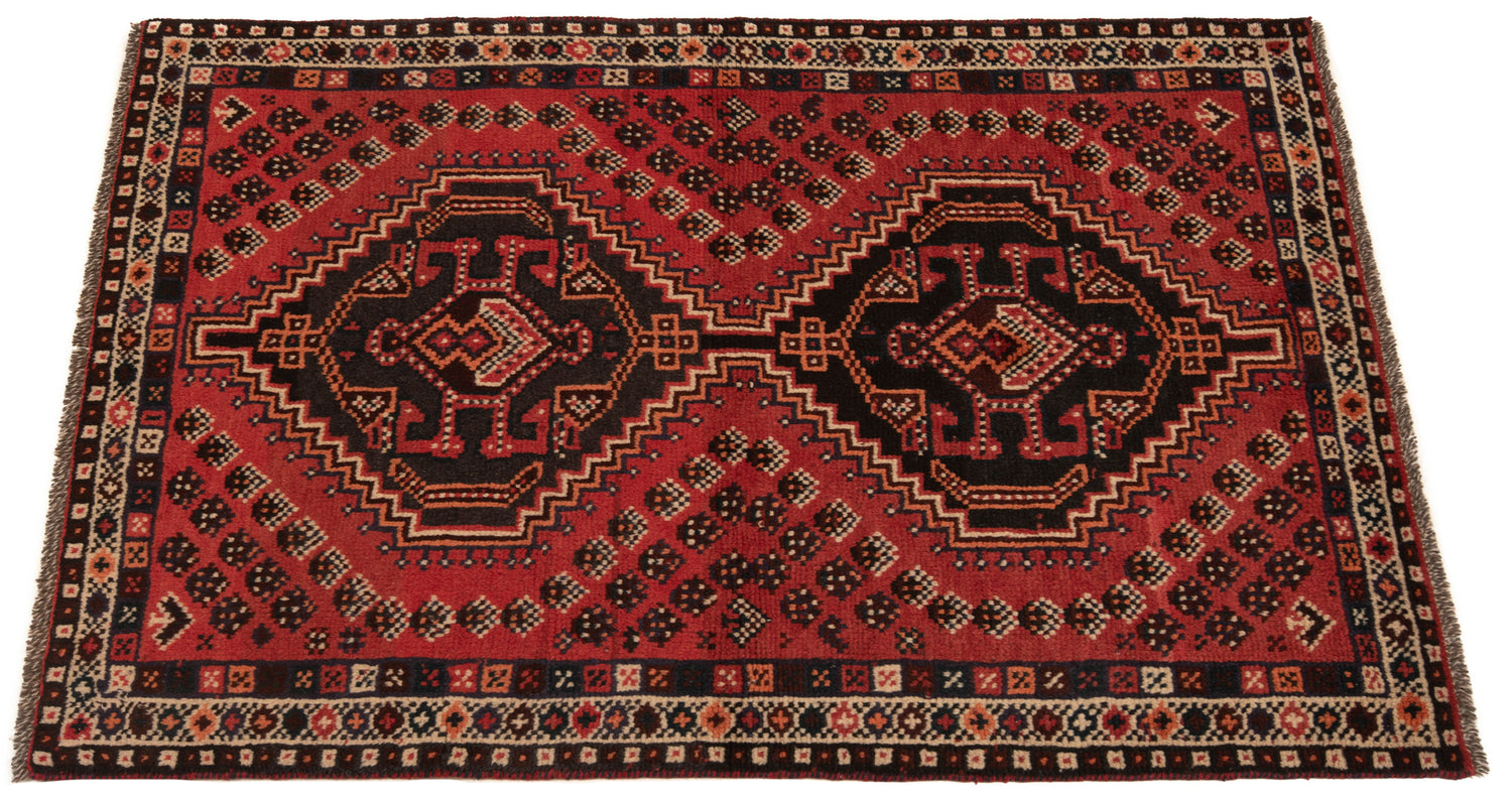 Shiraz Persian Rug | 160x105cm 