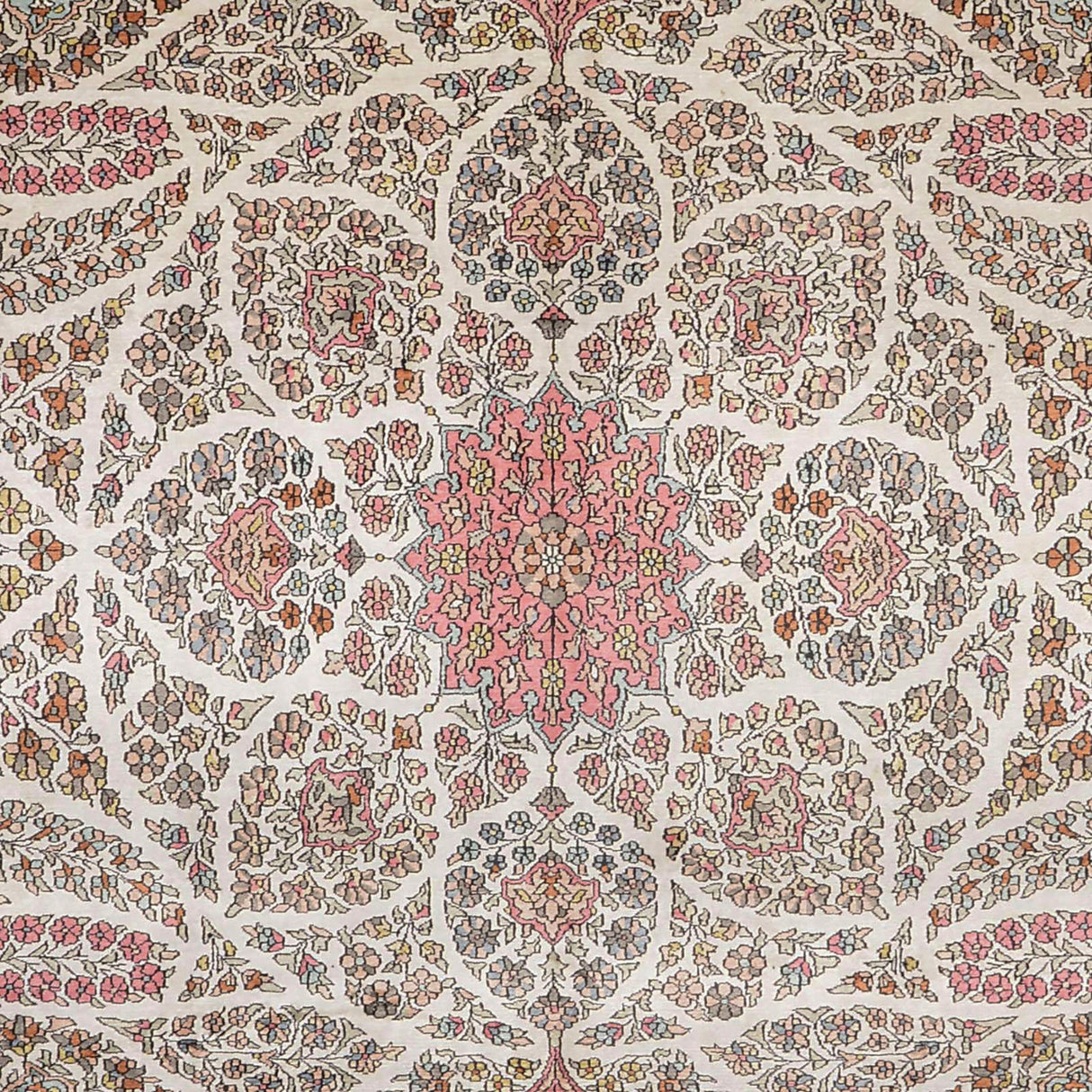 Seda de Cachemira | 339 x 248 cm
